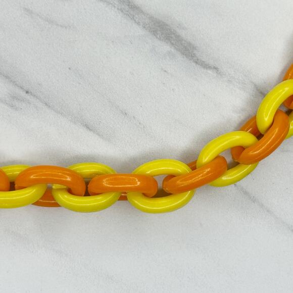 Chunky Yellow and Orange Plastic Chain Link Belt Size Small S Medium M ✨ - Picture 5 of 10